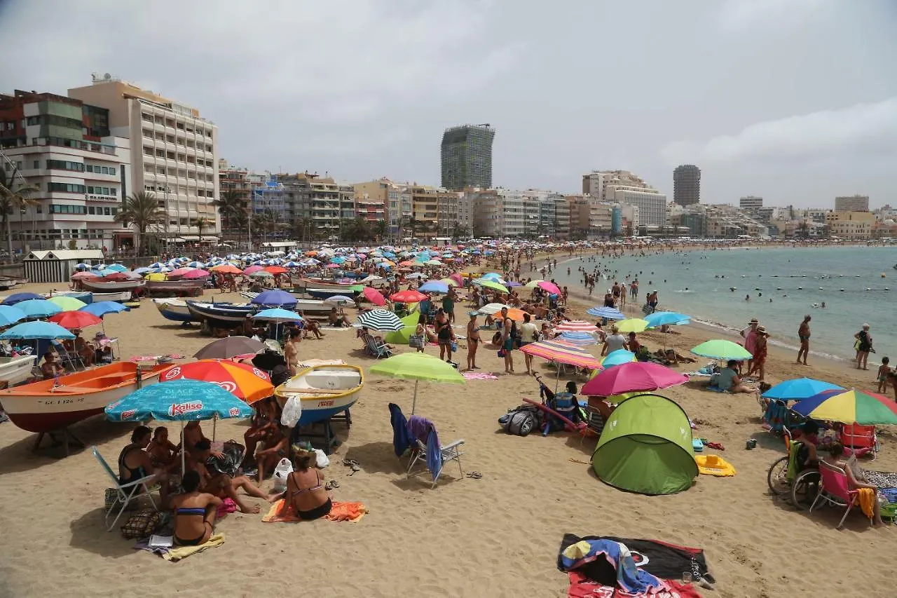 Las Palmas Beach לאס פאלמס דה גראן קנאריה